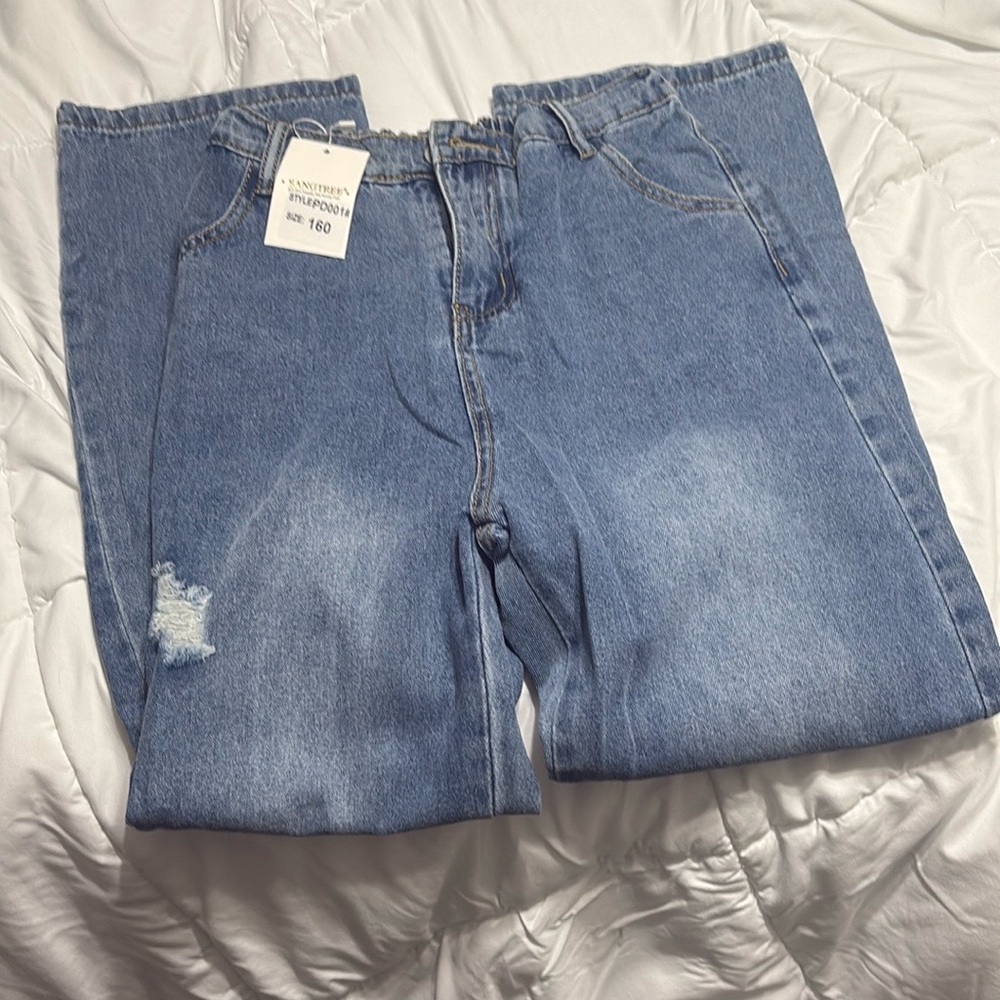 Size 160 Never worn Amazon  Blue Relaxed Fit Jeans Wide Leg.